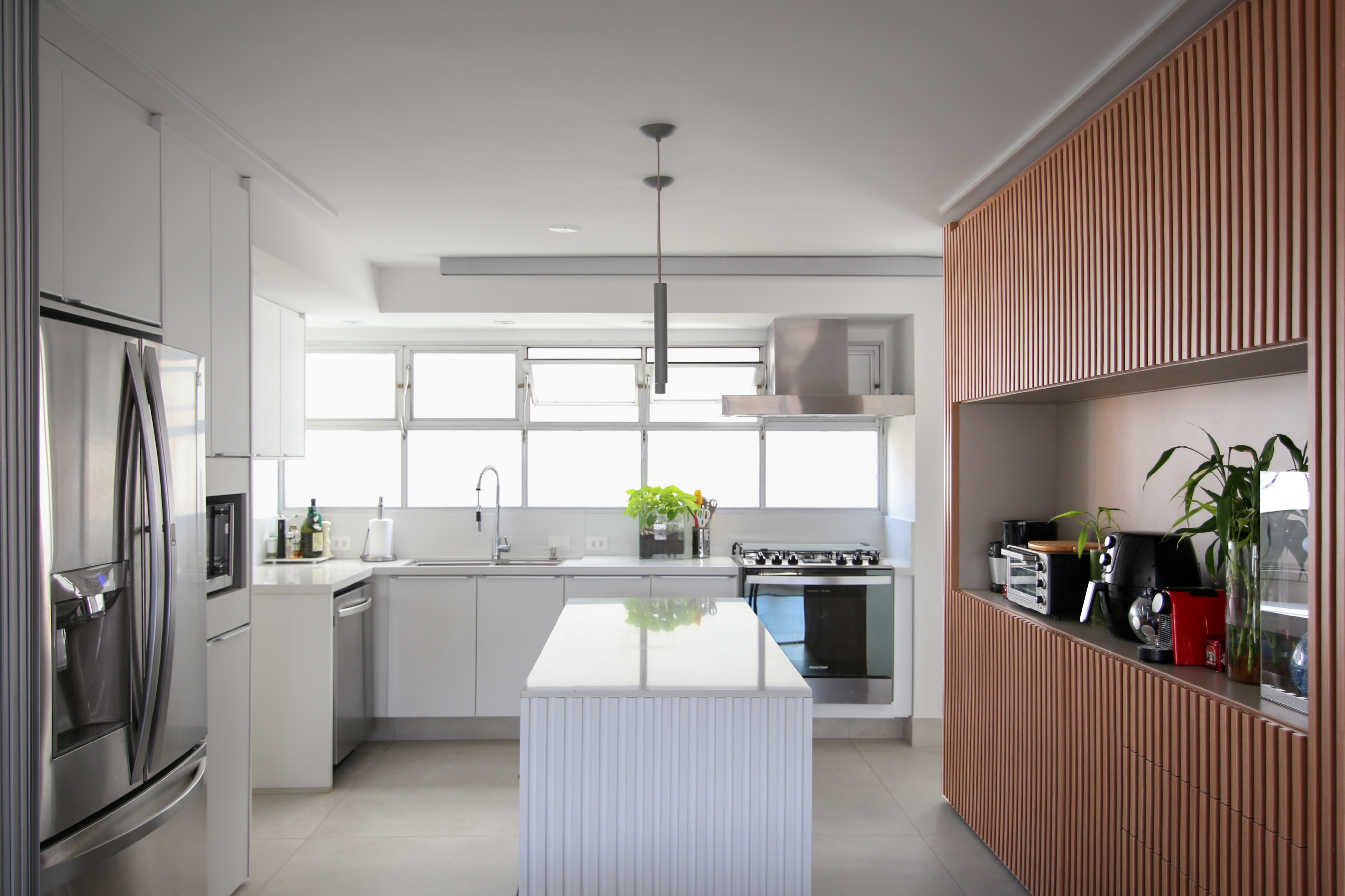 apartamento São Paulo, Rua Oscar Freire, projeto Marcelo Macedo do Studio MEMM.